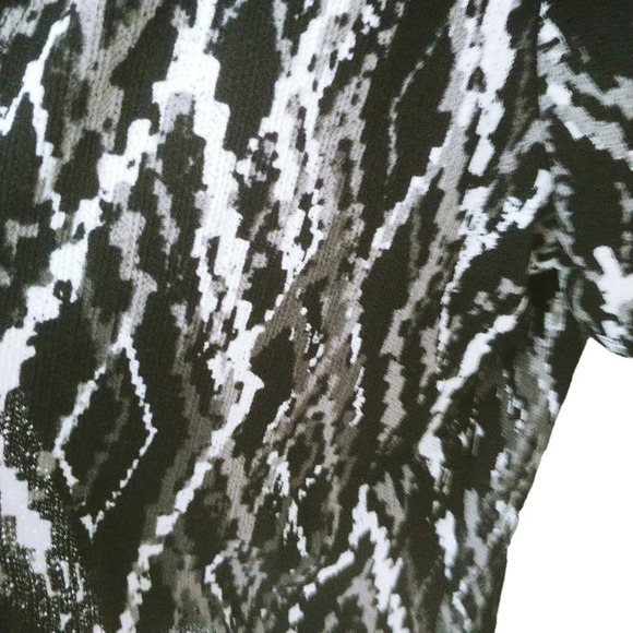 Classic Collections Faux Cardigan and Camisole Set Black  White XL - Picture 7 of 9
